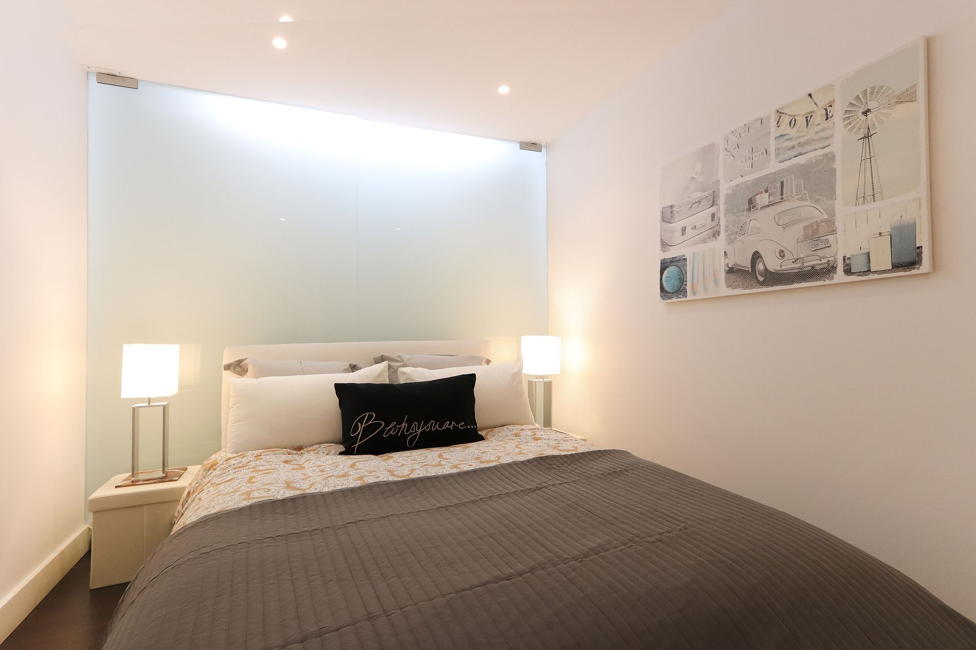 Marques Design Ii By Homing